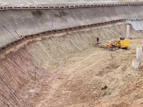 东兰基坑边坡加固