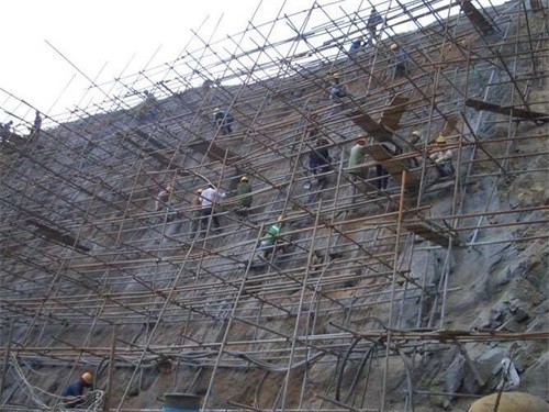 东兰公路桩基检测